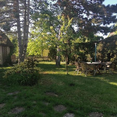 Gartenapartment Storchenblick Weiden am See Exterior foto